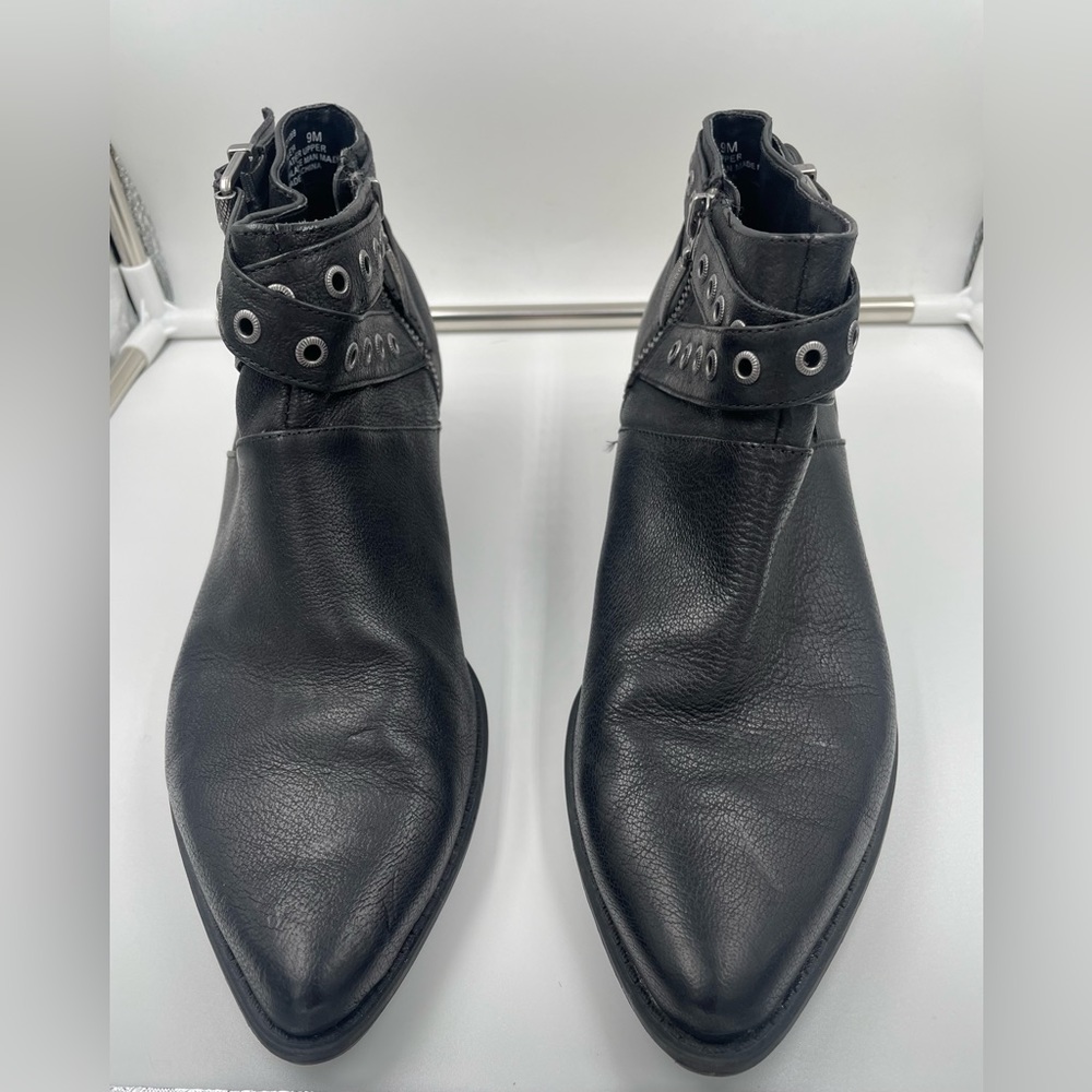 Me Too Boots by Adam Tucker “Riley” - Picture 2 of 8